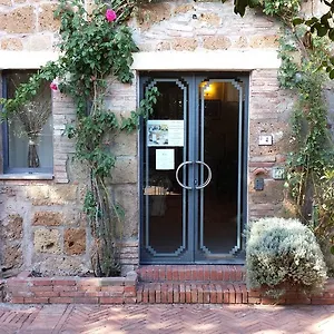 scilla-locanda-della-taverna-etrusca.it-tuscanyhotel.com/